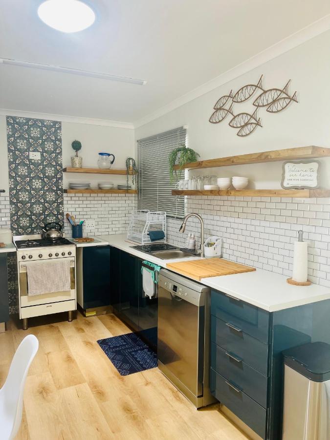 Adorable 2 Bedroom Cottage With Spacious Veranda Hermanus Exterior foto