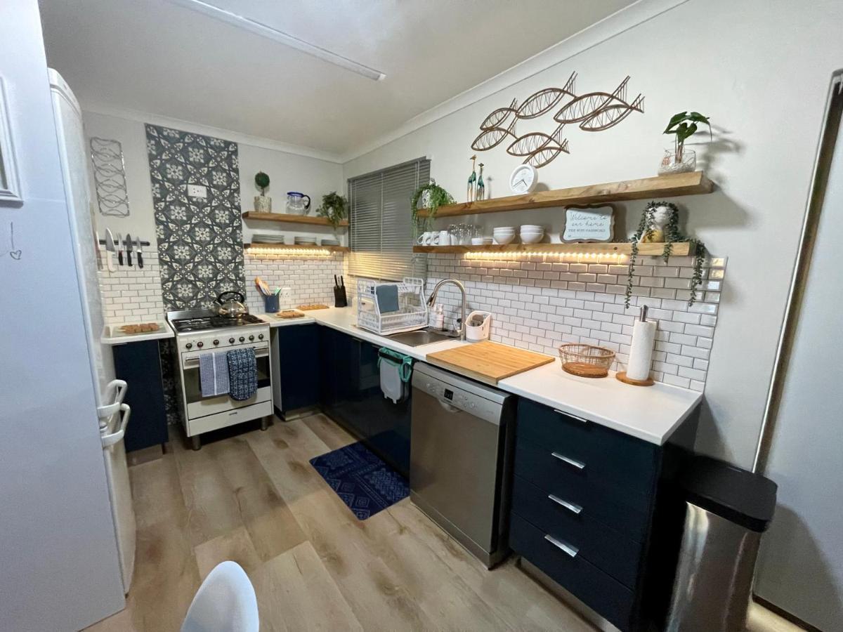 Adorable 2 Bedroom Cottage With Spacious Veranda Hermanus Exterior foto